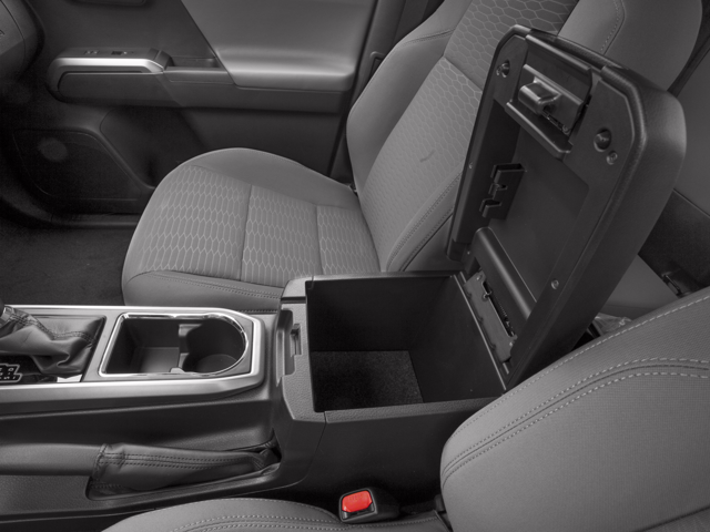 2017 TOYOTA TRUCK TACOMA SR5