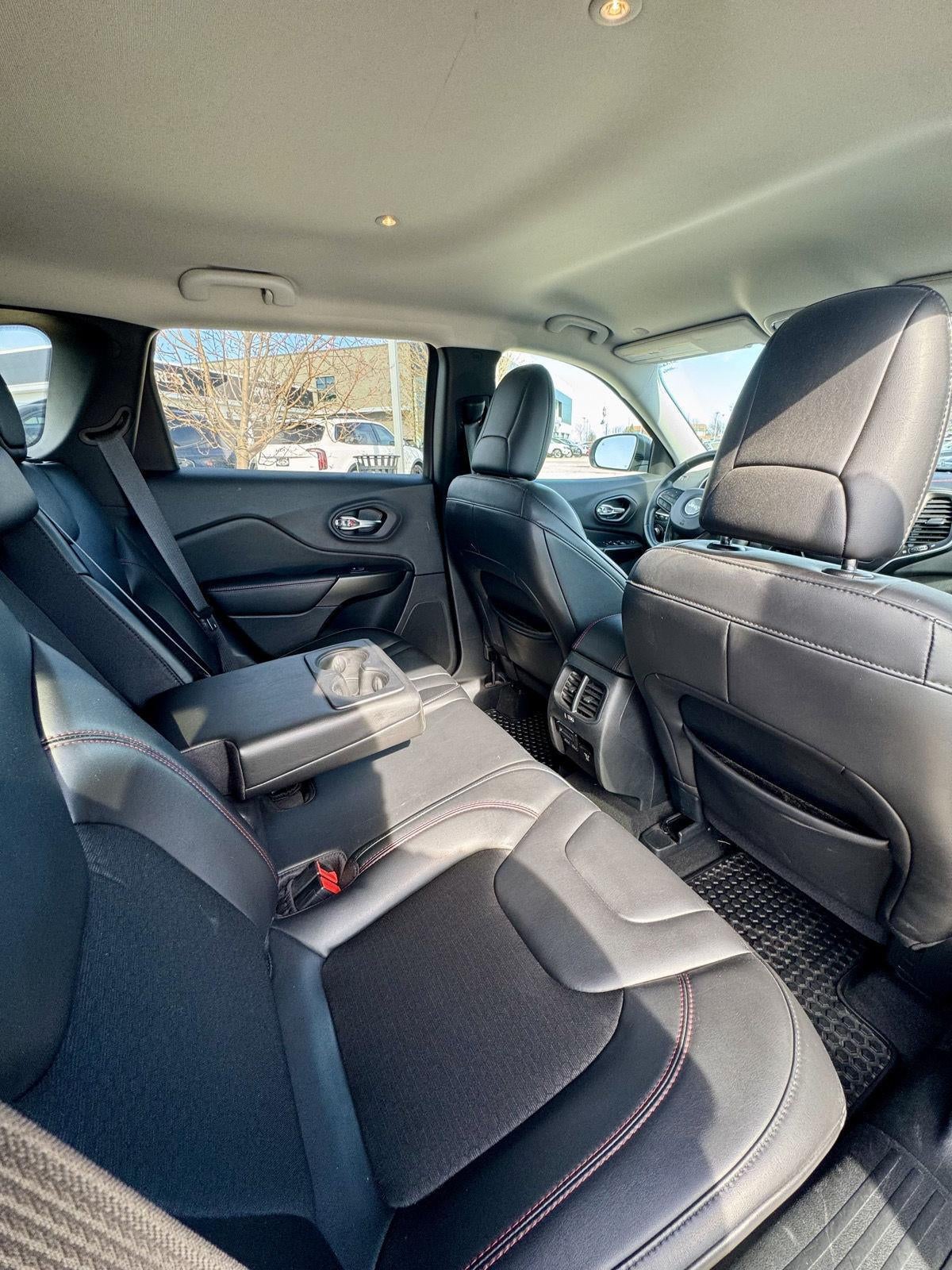 2020 Jeep Cherokee Trailhawk