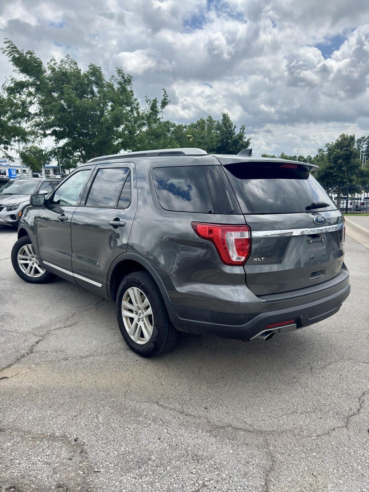 2018 Ford EXPLORER XLT
