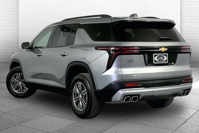 2024 Chevrolet Traverse FWD LT