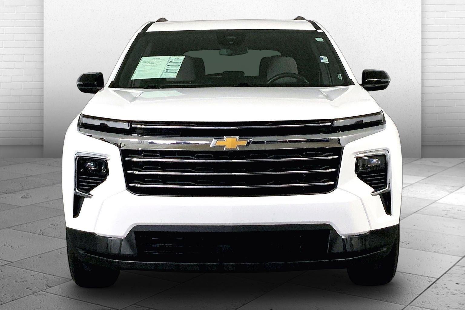 2025 Chevrolet Traverse FWD LT