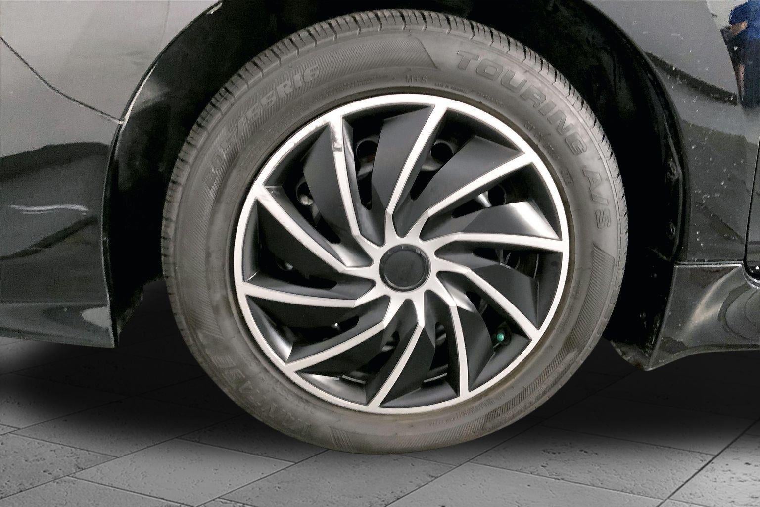 2023 Nissan LEAF S
