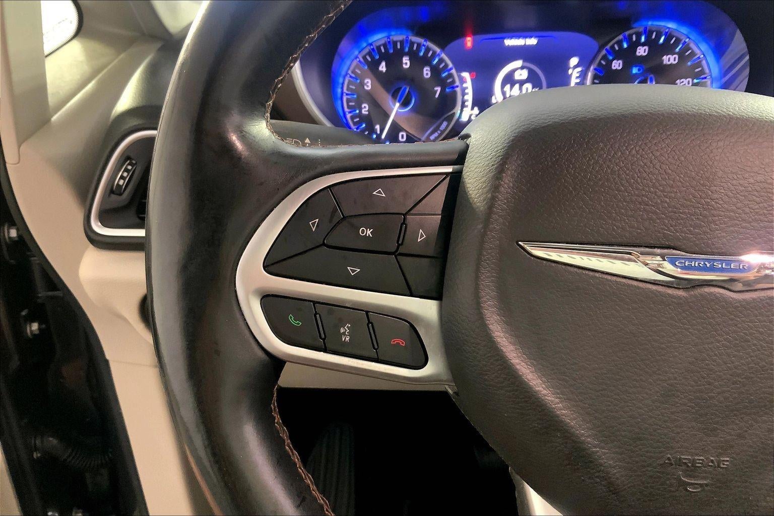 2017 Chrysler Pacifica Touring-L Plus
