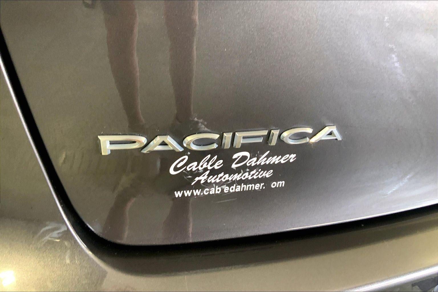 2017 Chrysler Pacifica Touring-L Plus