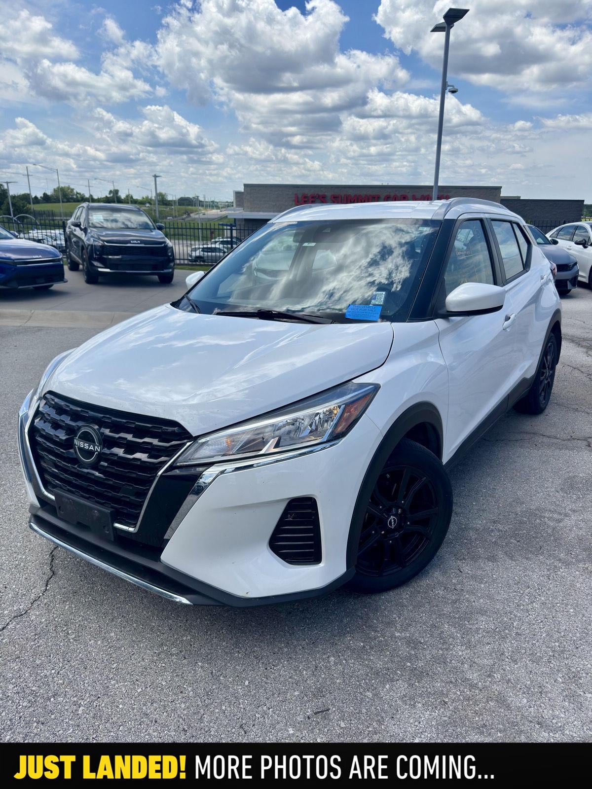 2022 Nissan Kicks SV