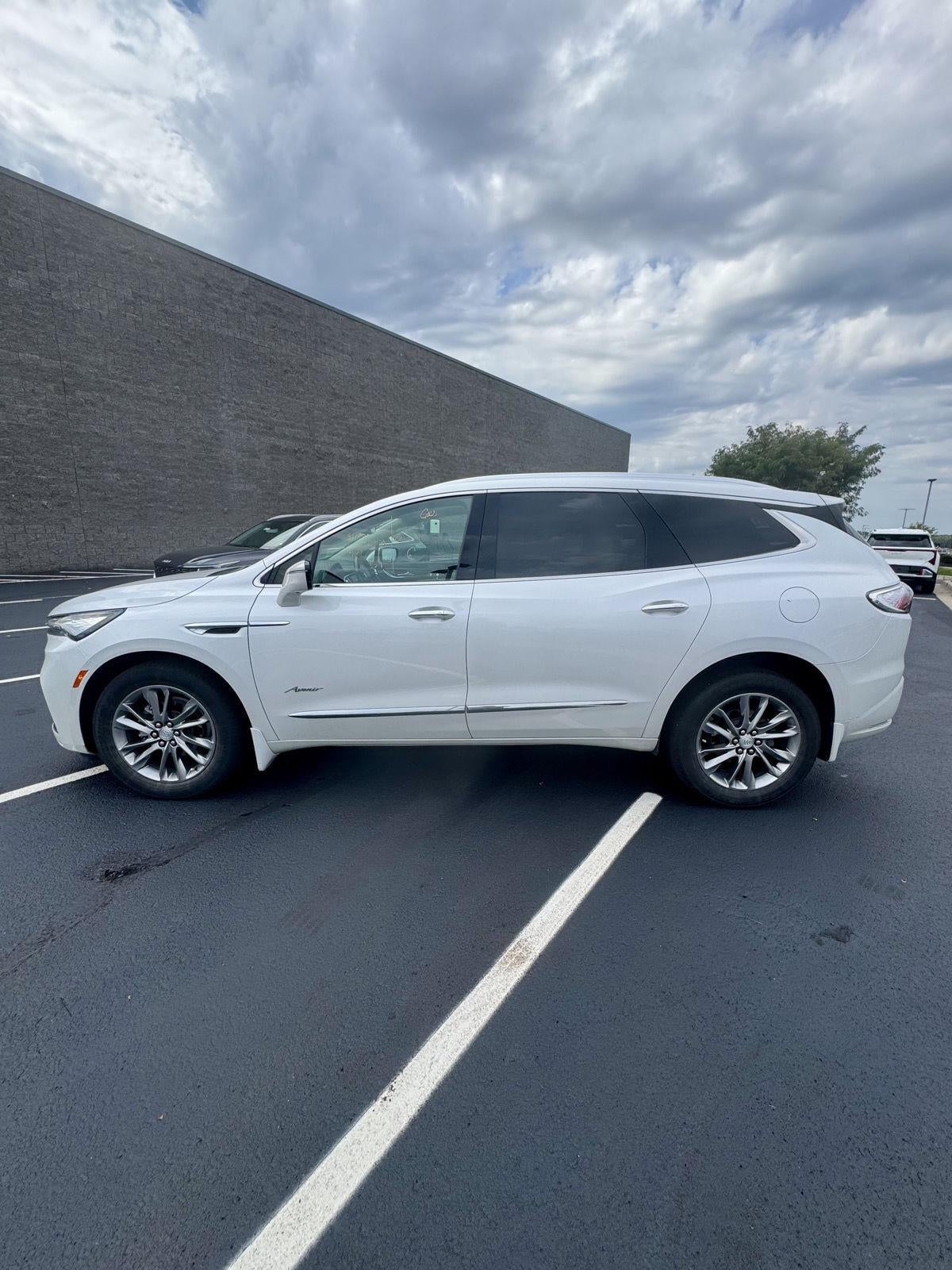 2022 Buick Enclave Avenir