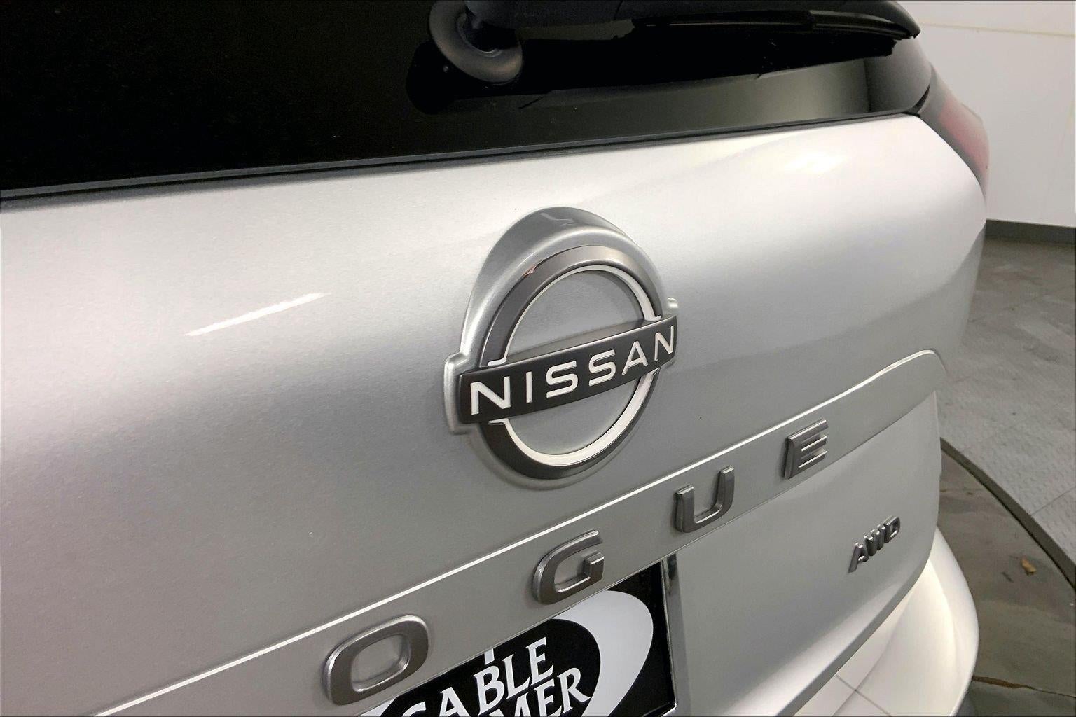 2025 Nissan Rogue SV