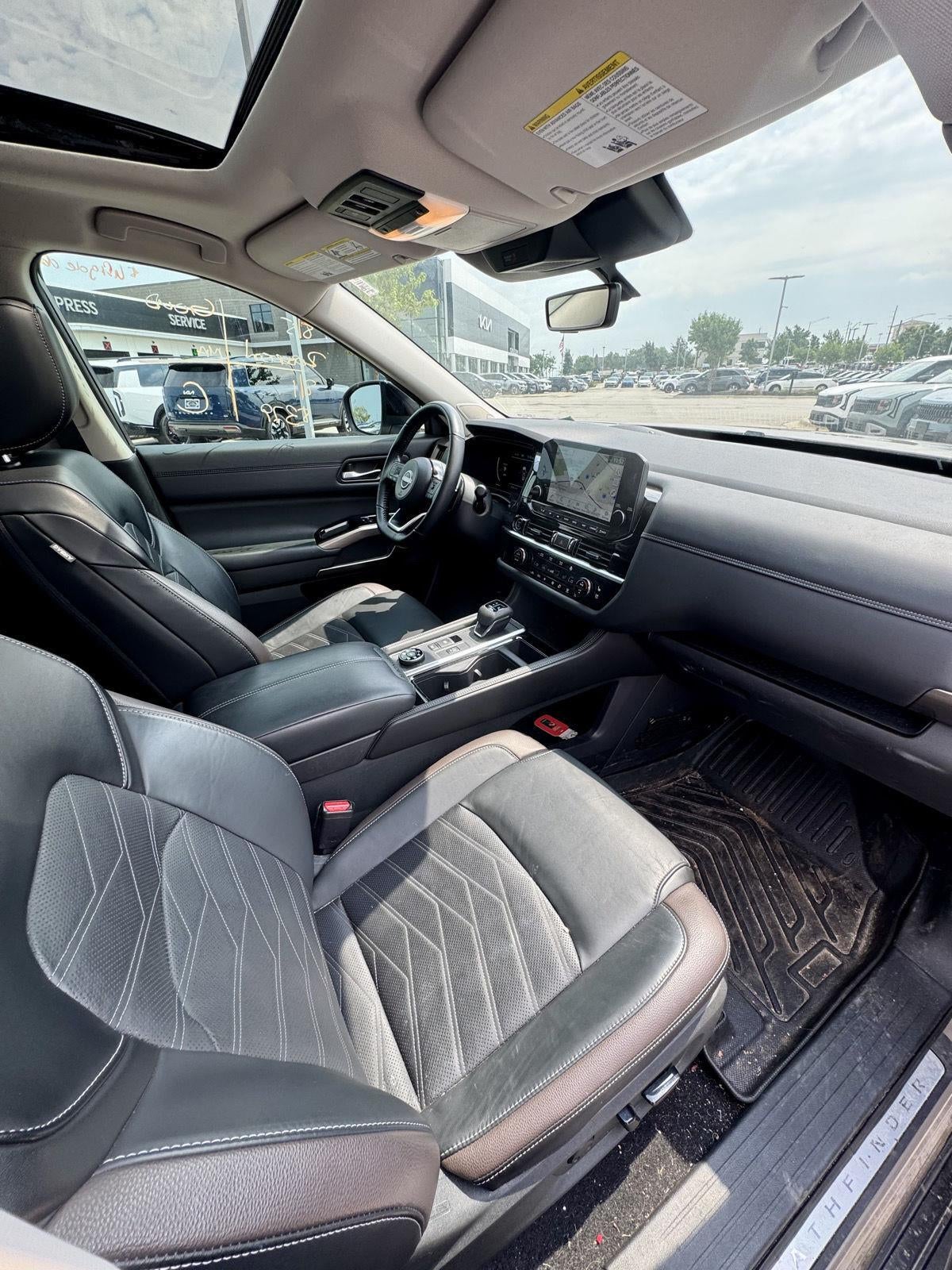 2024 Nissan Pathfinder Platinum