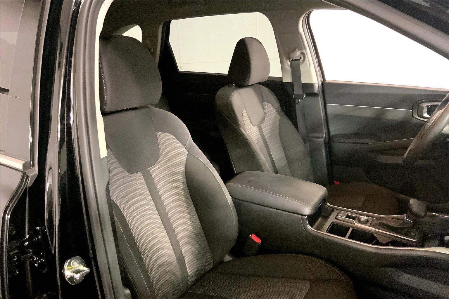2024 Kia Sorento LX