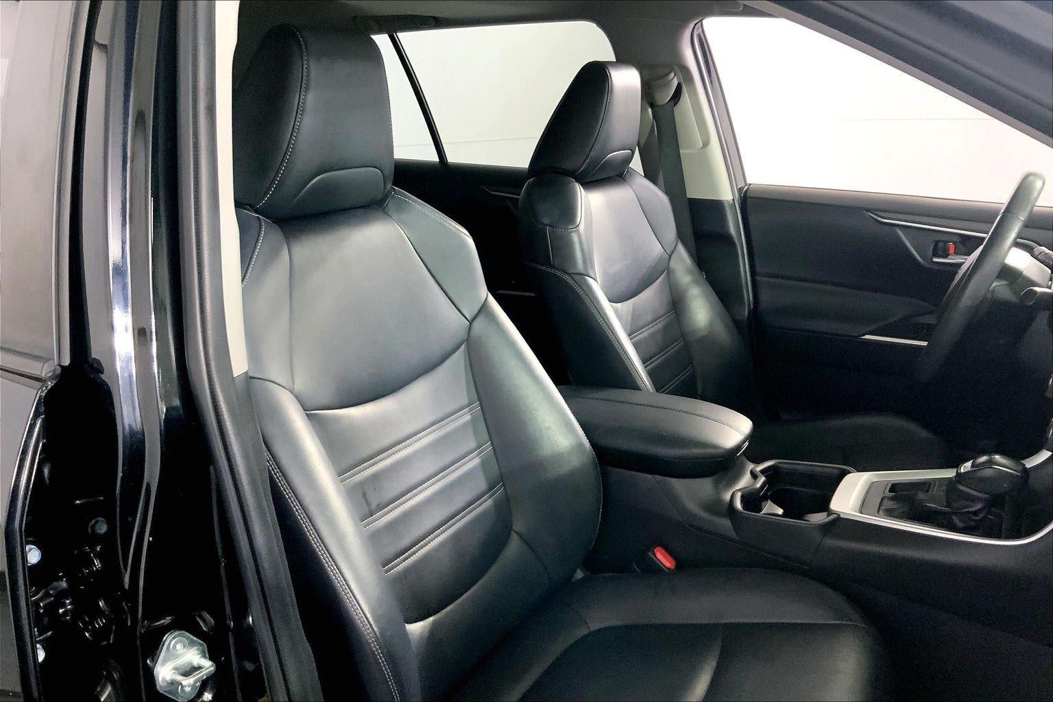 2019 Toyota RAV4 XLE Premium