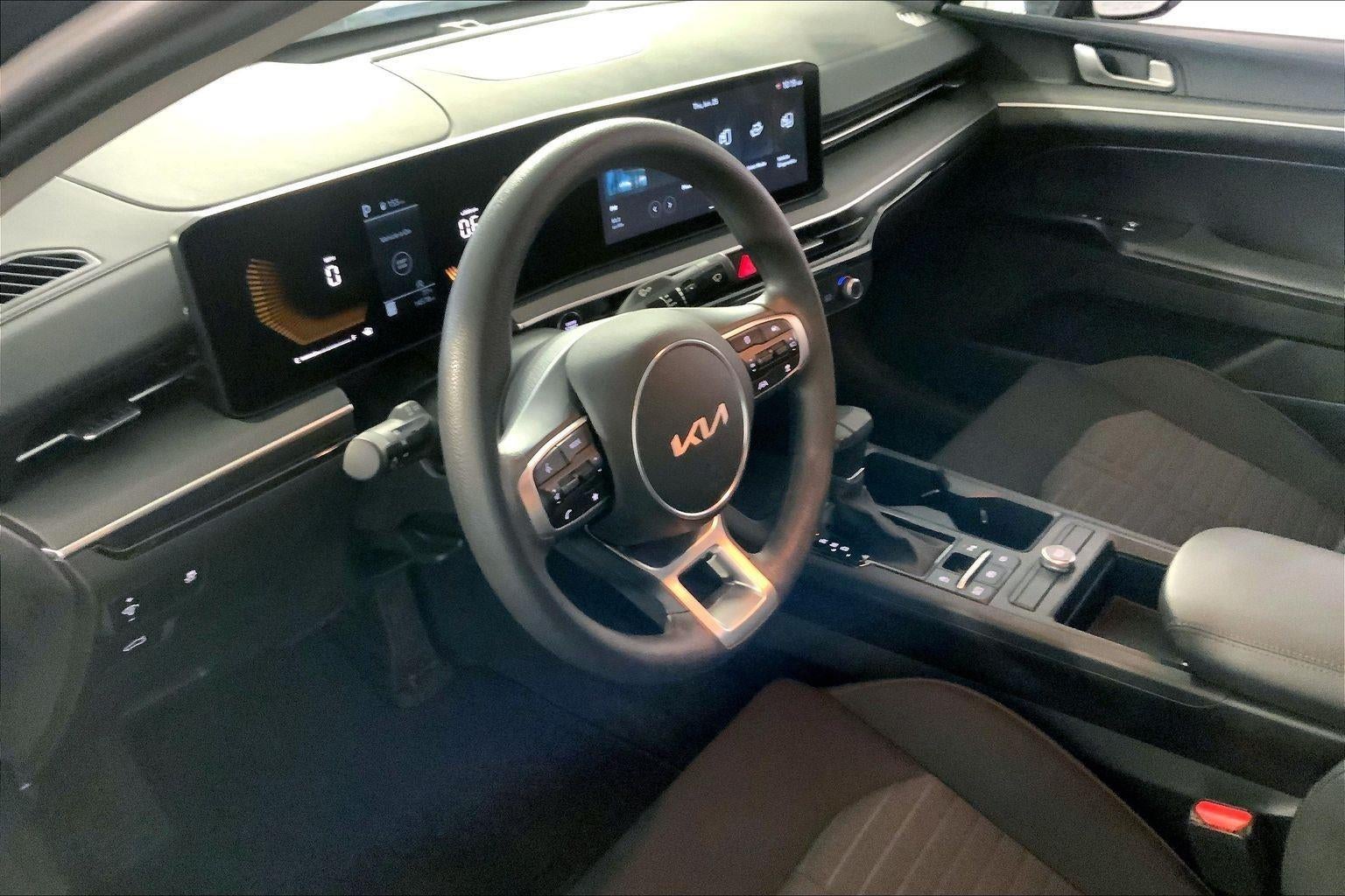 2025 Kia K5 LXS