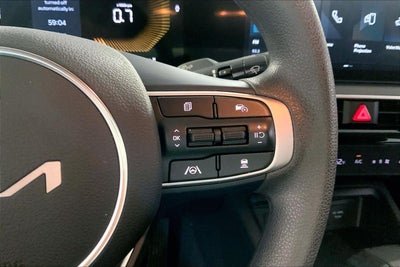 2025 Kia K5 LXS