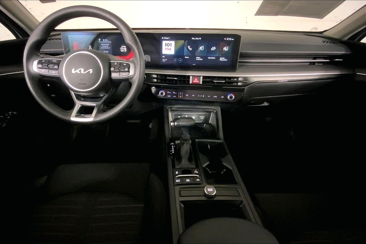 2025 Kia K5 LXS