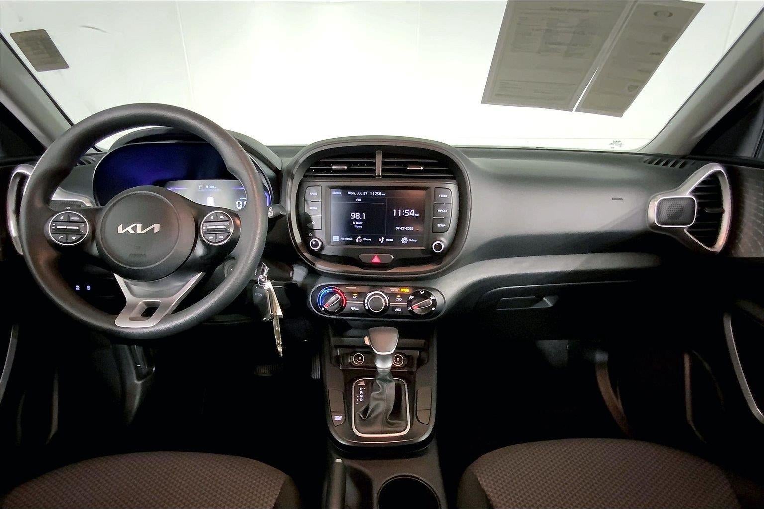 2025 Kia SOUL LX