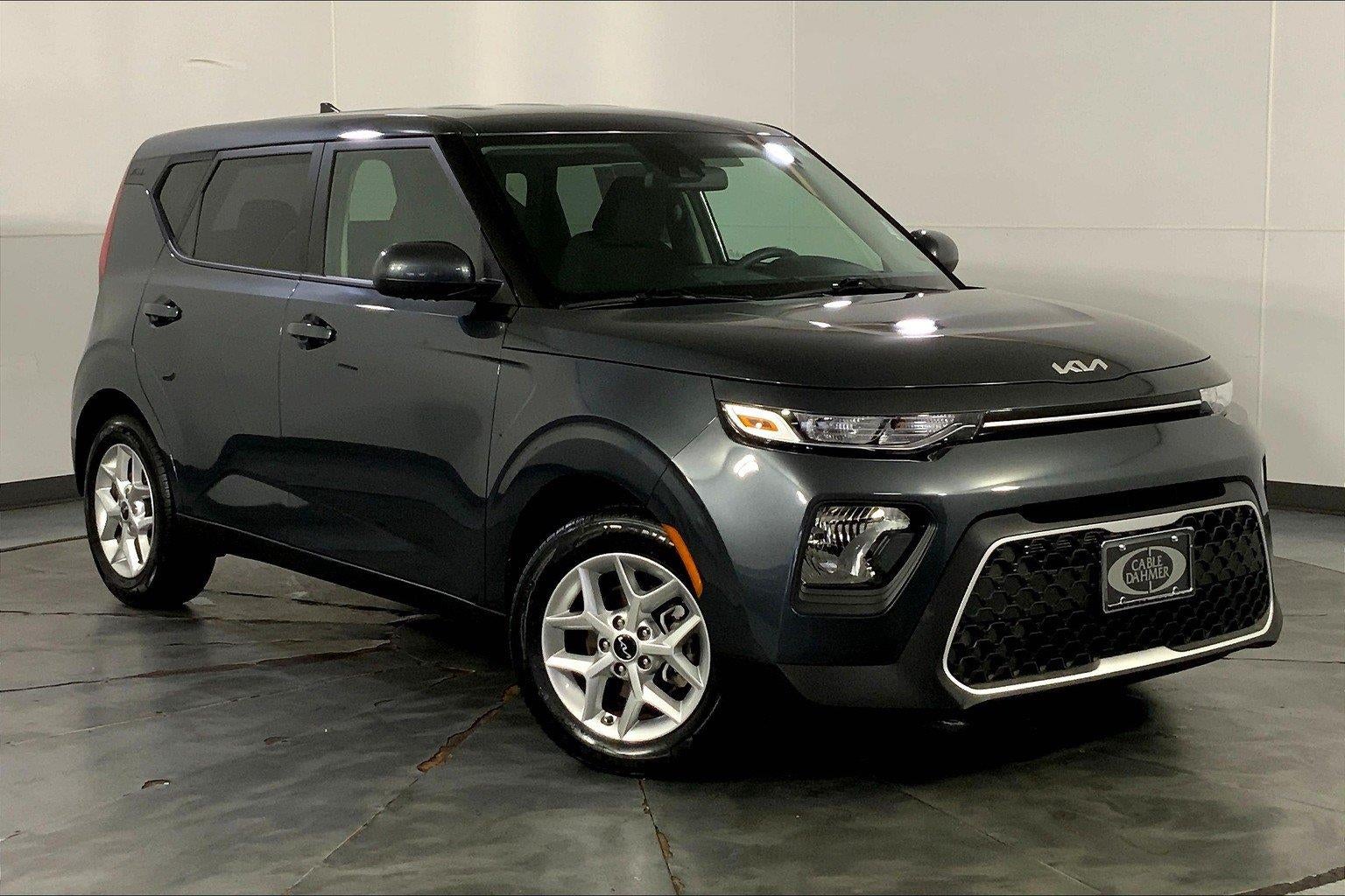 2022 Kia SOUL LX