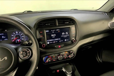 2022 Kia SOUL LX