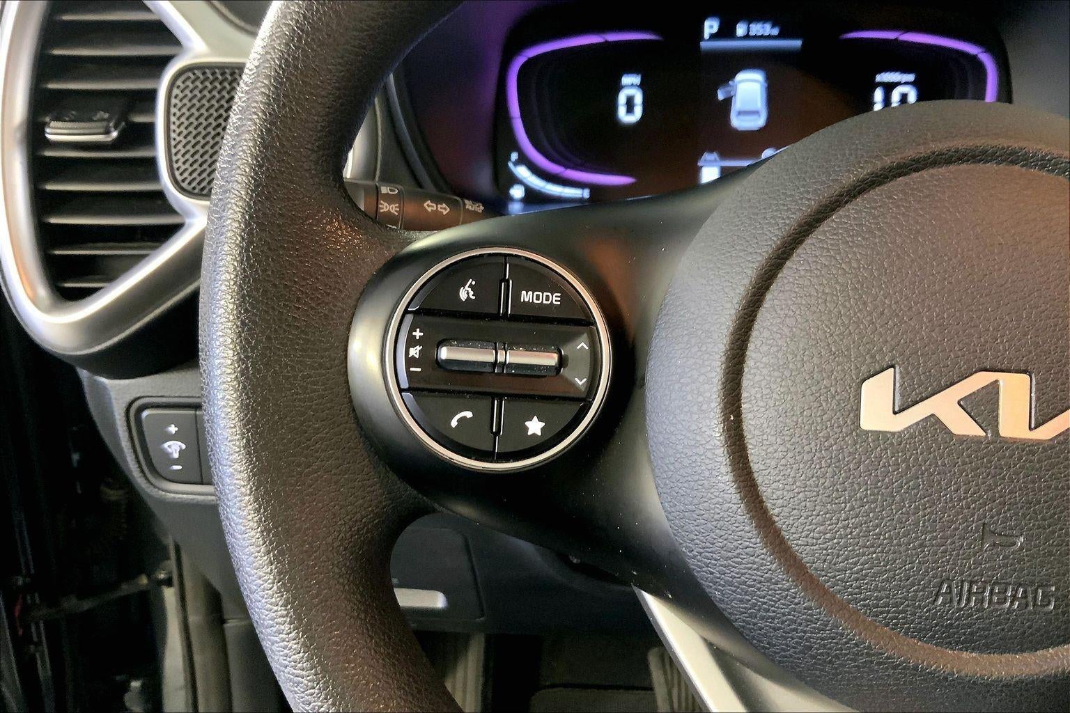 2024 Kia Soul LX