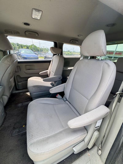 2017 Kia Sedona L