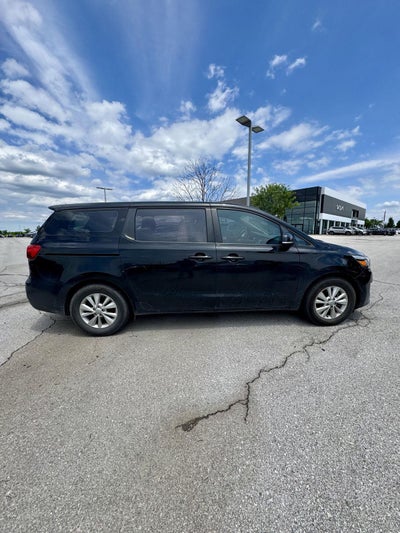 2017 Kia Sedona L