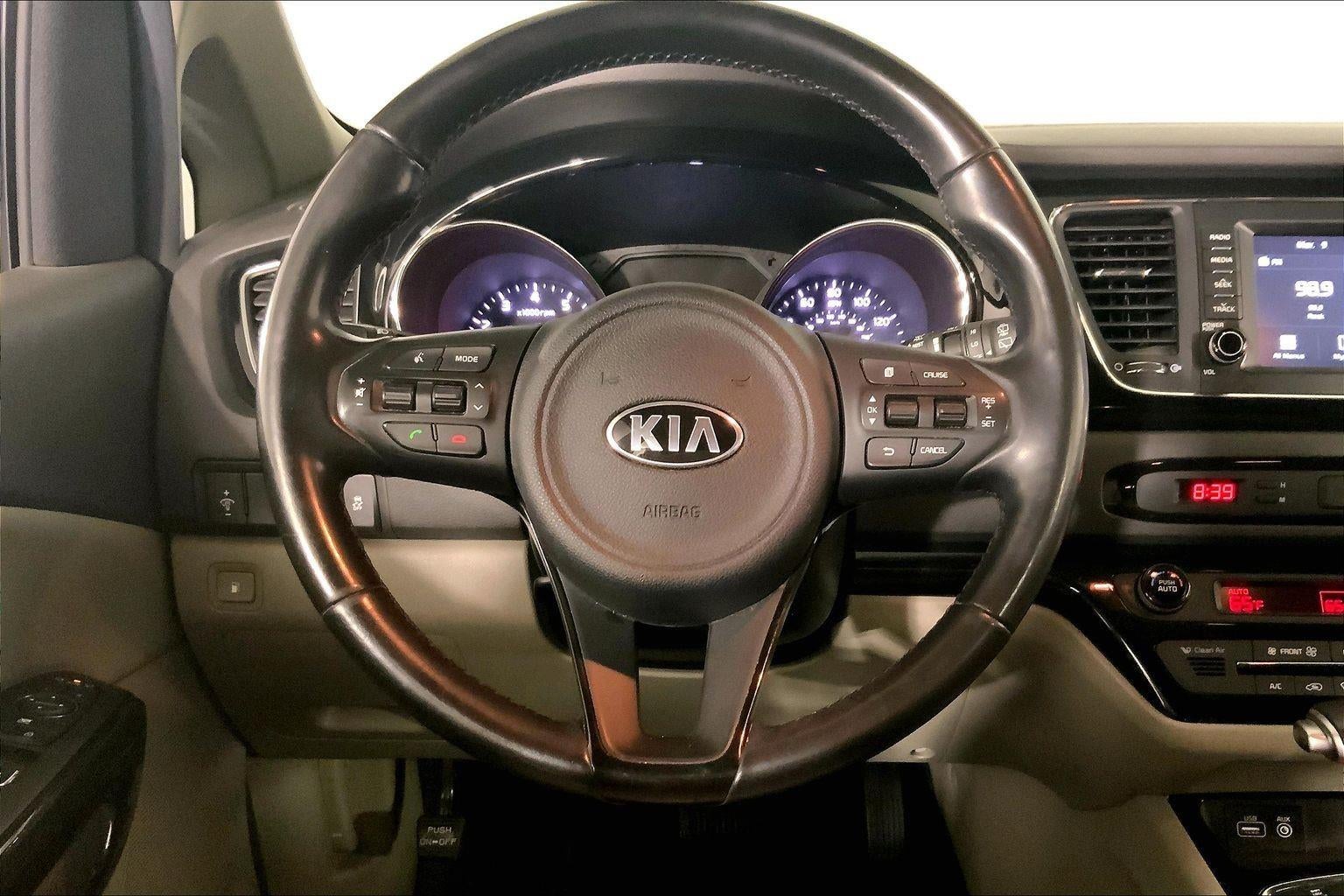 2017 Kia Sedona EX