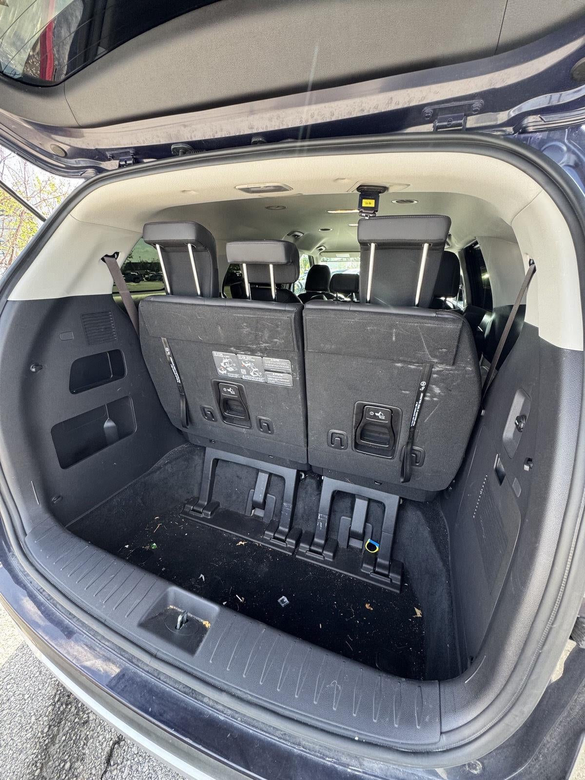 2024 Kia Carnival LX
