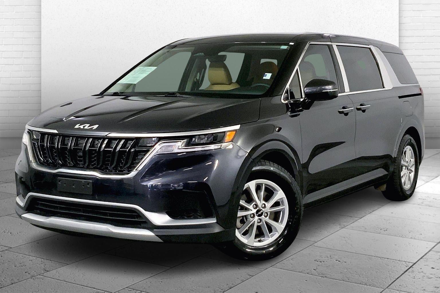 2023 Kia Carnival LX