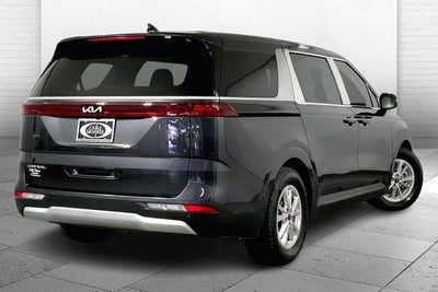2023 Kia Carnival LX