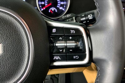 2023 Kia Carnival LX