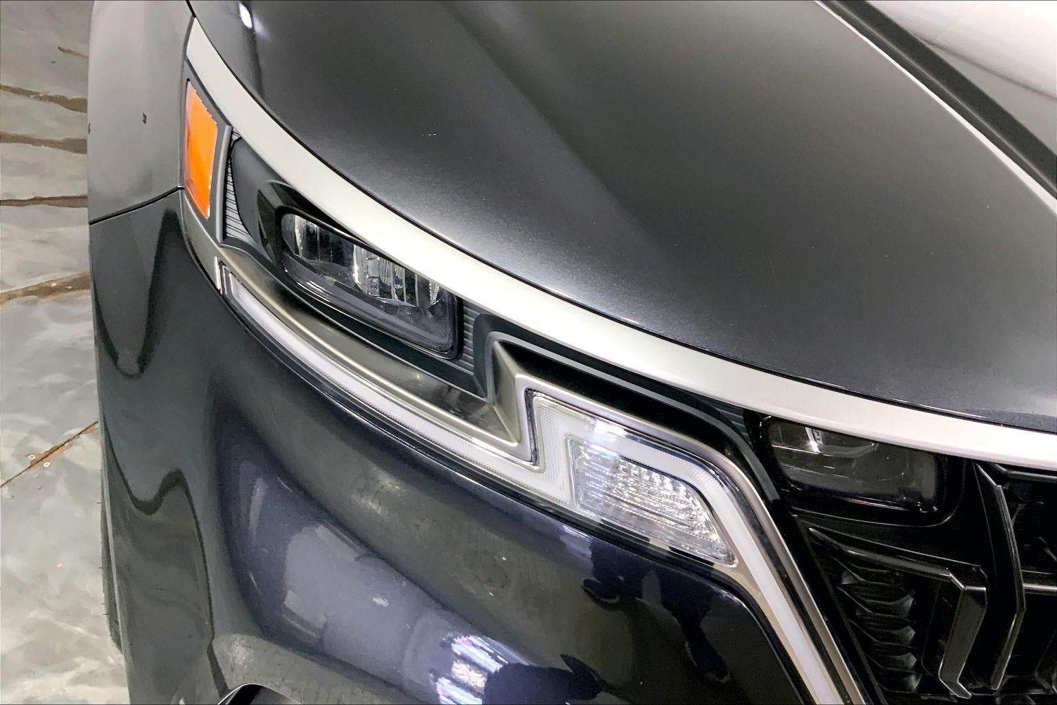 2023 Kia Carnival LX