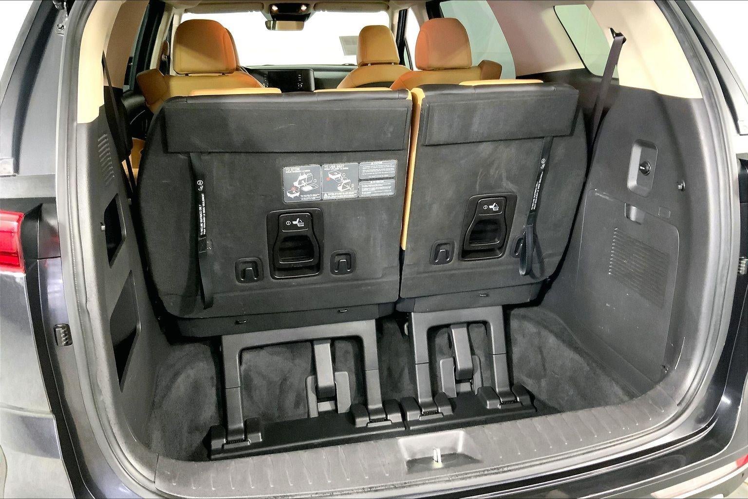 2023 Kia Carnival LX