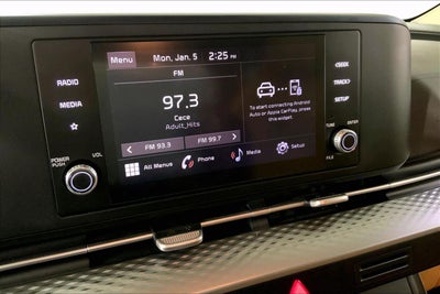 2023 Kia Carnival LX