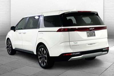 2023 Kia Carnival EX