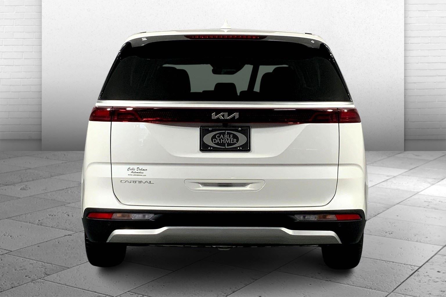 2023 Kia Carnival EX