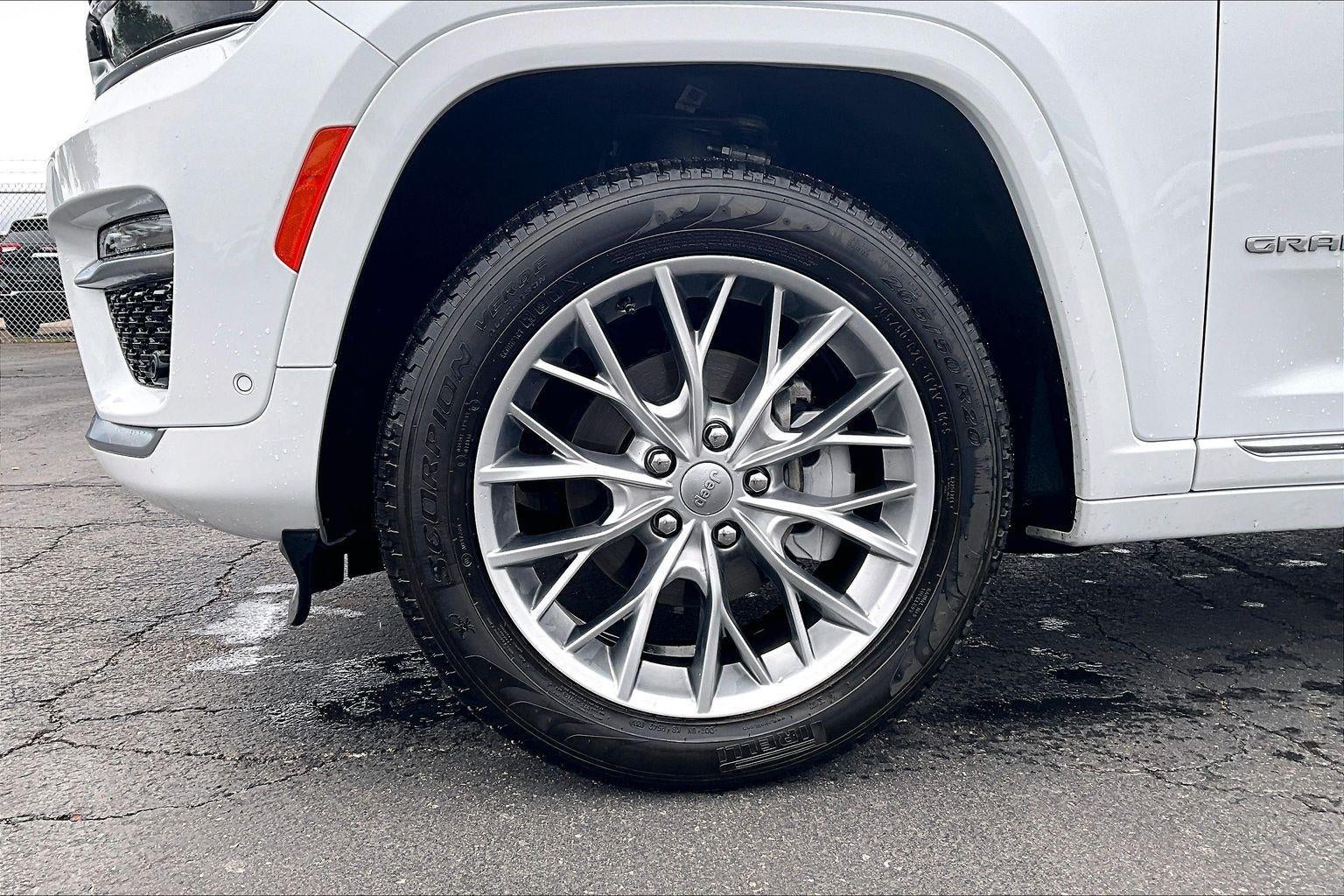 2024 Jeep Grand Cherokee Summit