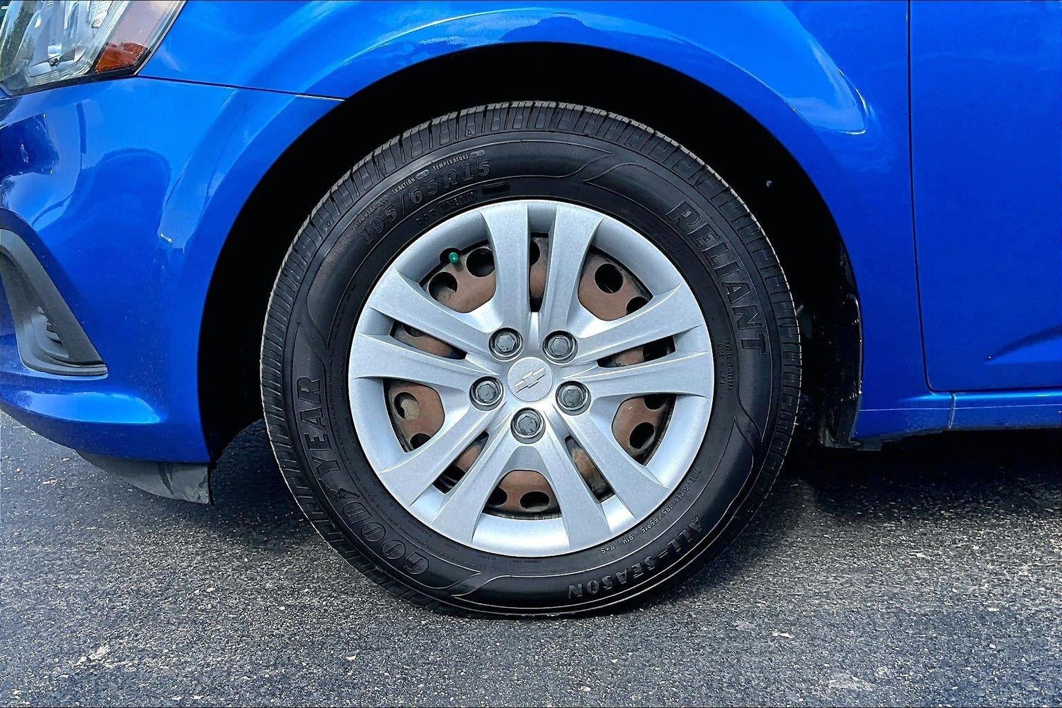 2017 Chevrolet Sonic LS