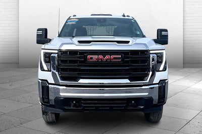 2026 GMC Sierra 3500 HD Chassis Cab Pro