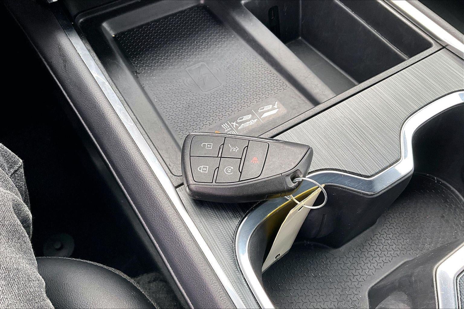 2024 GMC Acadia Elevation