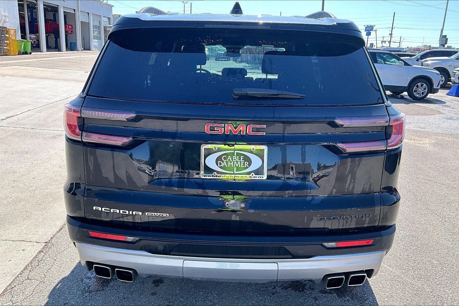 2025 GMC Acadia Elevation