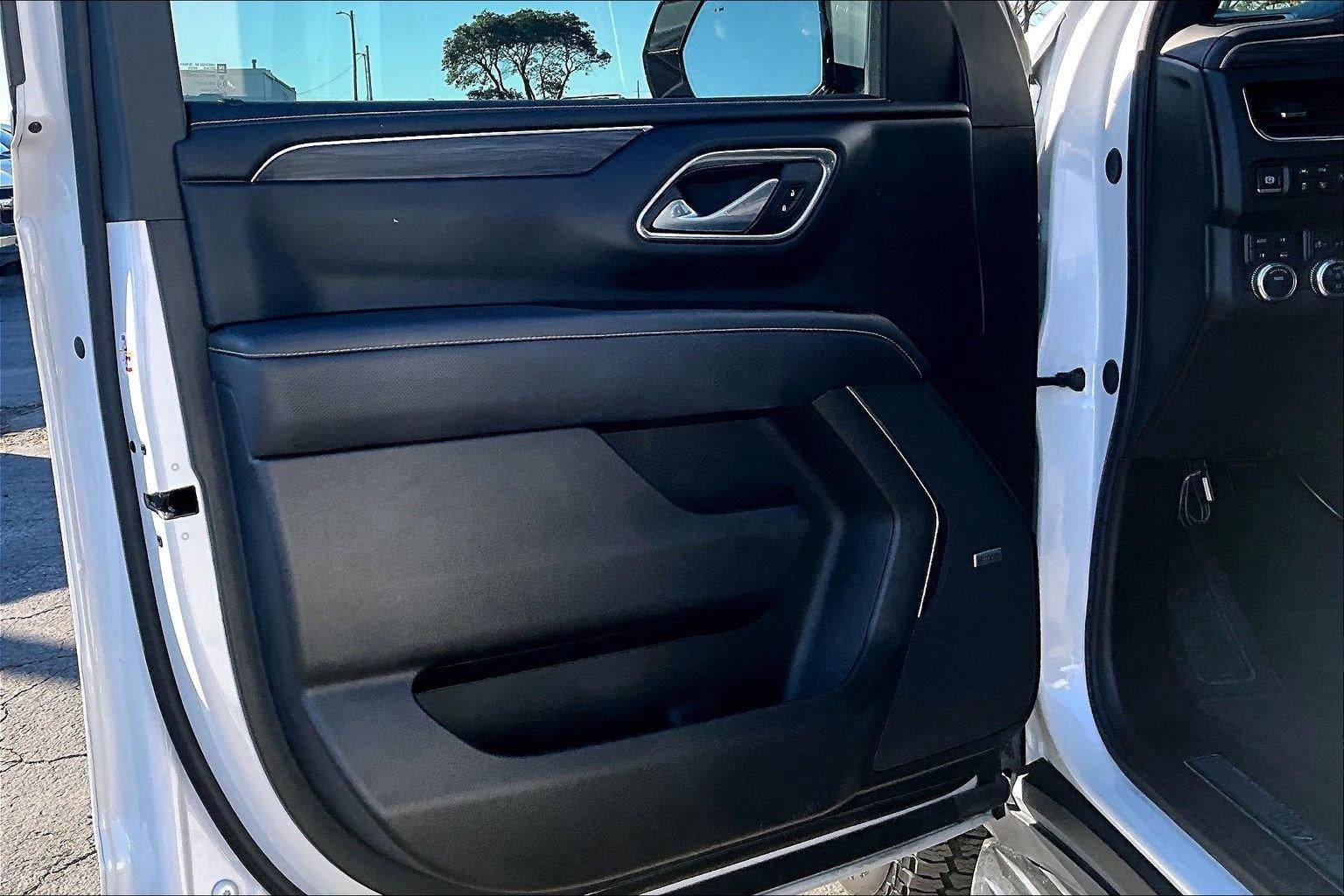 2024 GMC Yukon XL SLT