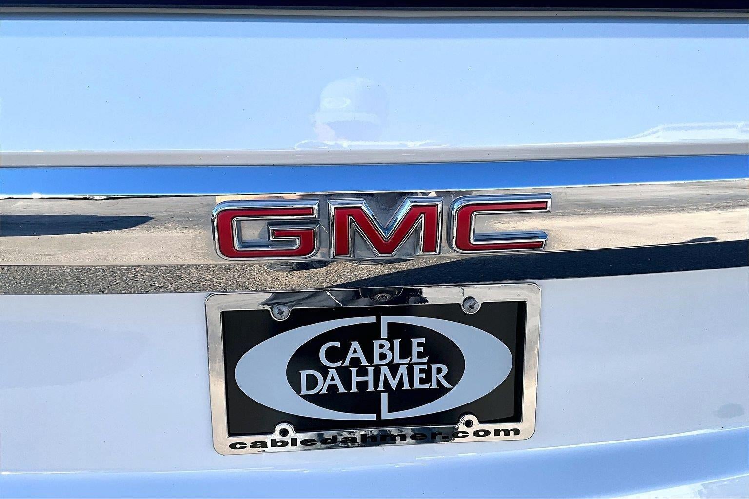 2024 GMC Yukon XL SLT