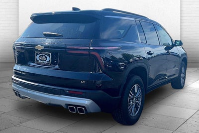 2024 Chevrolet Traverse LT