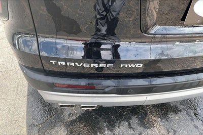 2024 Chevrolet Traverse LT
