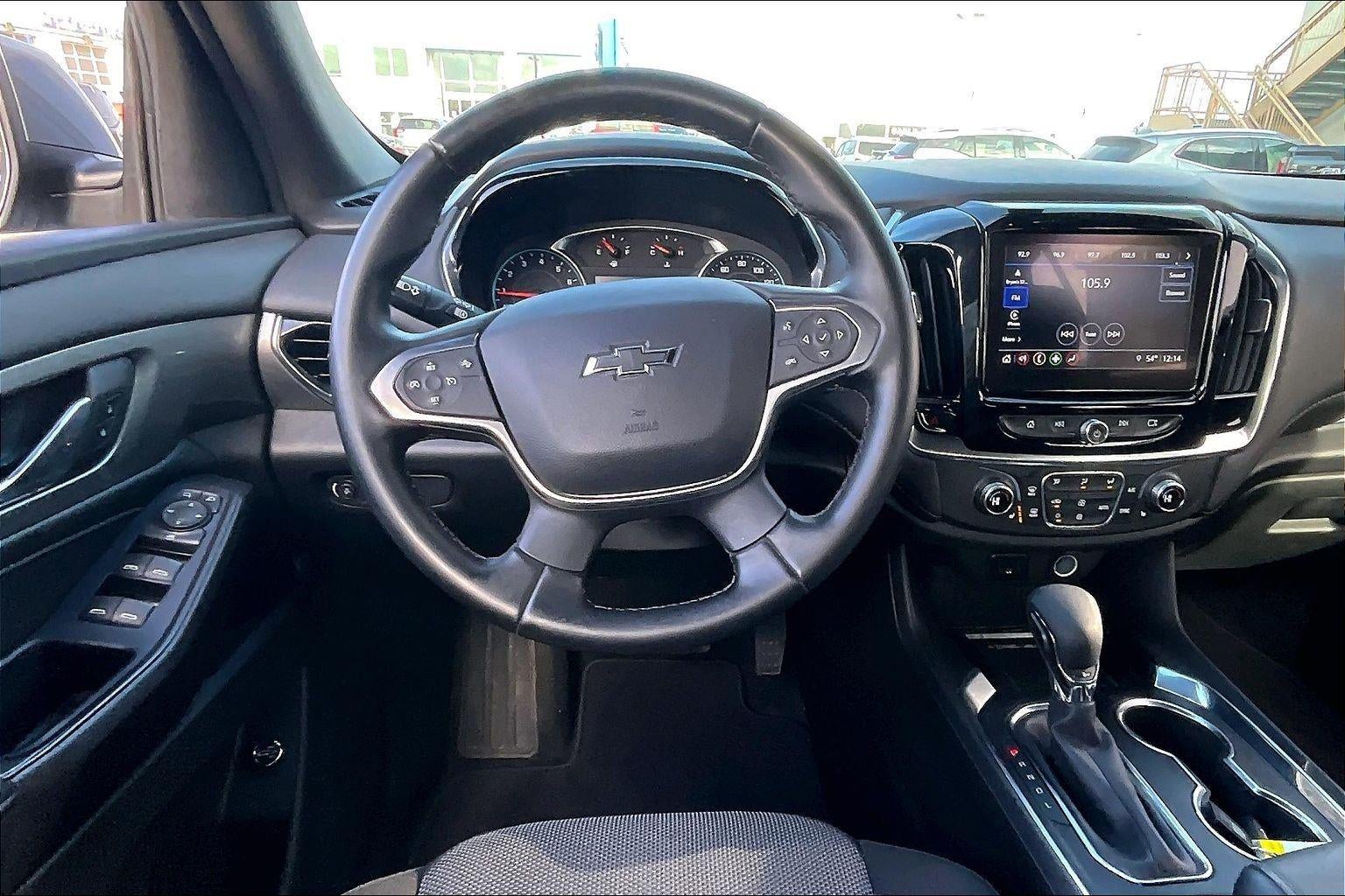 2023 Chevrolet Traverse LT Cloth