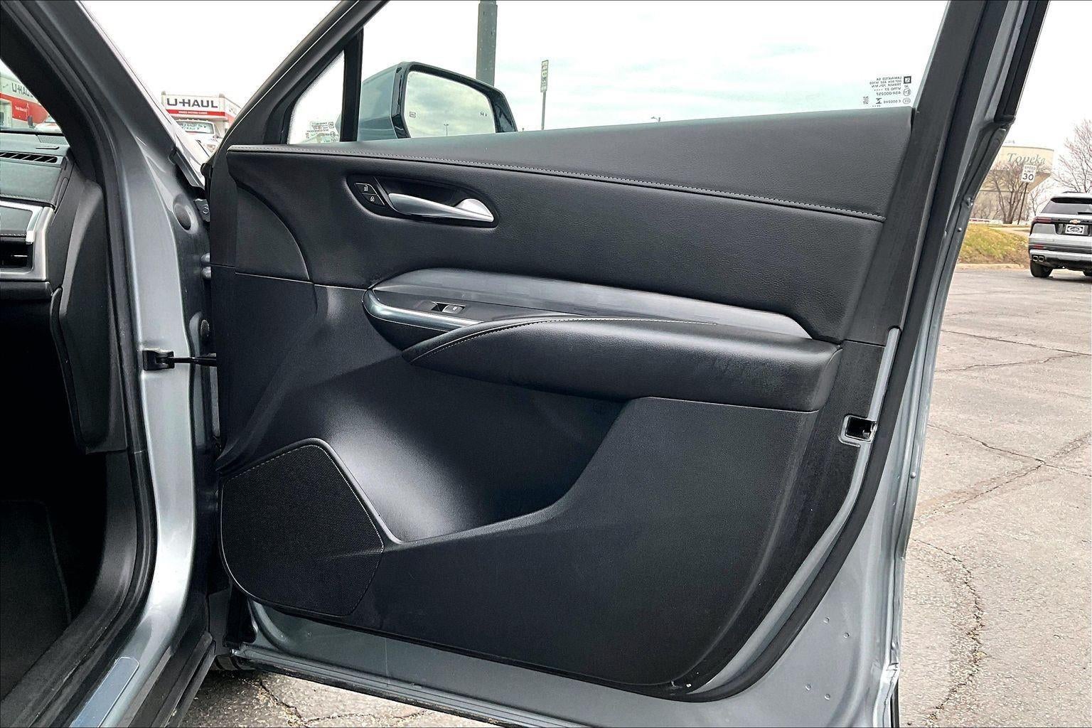 2024 Cadillac XT4 Premium Luxury