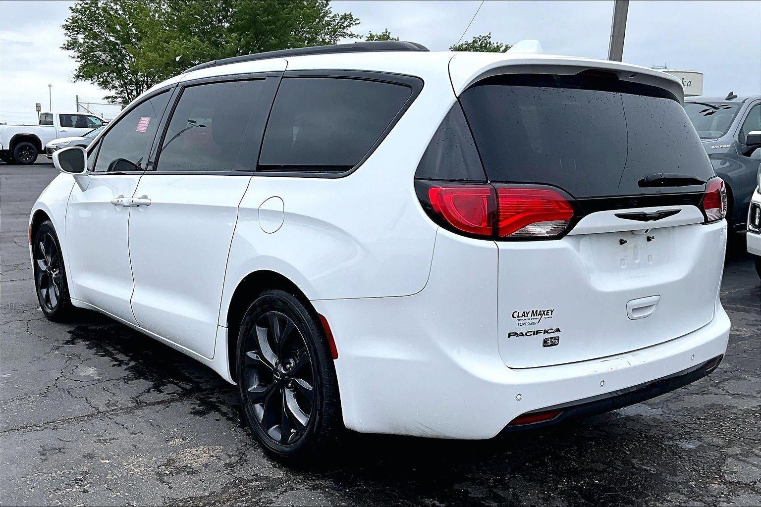 2020 Chrysler Pacifica Touring L Plus 35th Anniversary