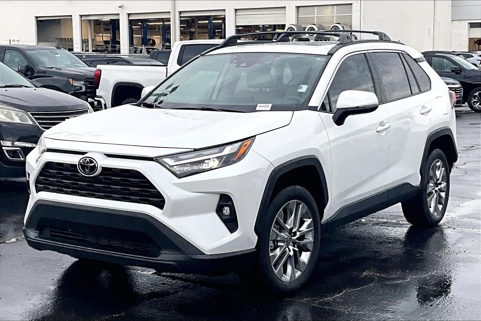 2023 Toyota RAV4 XLE Premium