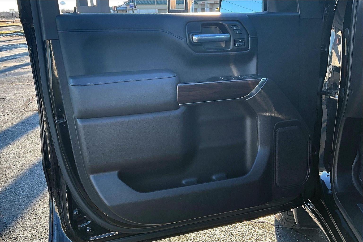 2022 GMC Sierra 1500 Limited SLT