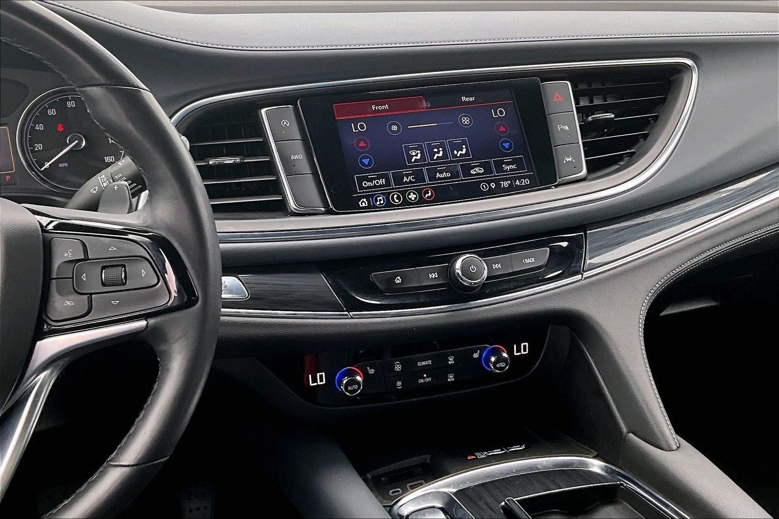 2023 Buick Enclave Essence