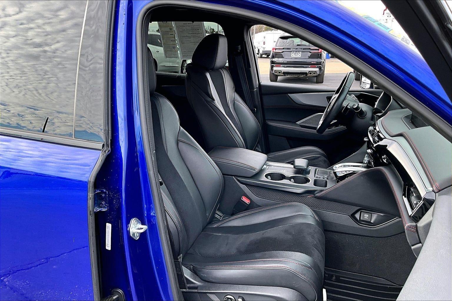 2023 Acura MDX w/A-Spec Package