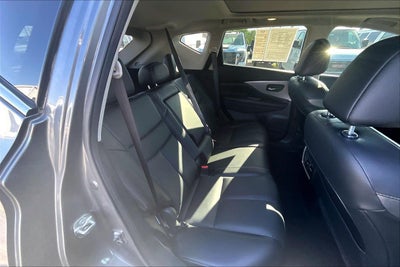 2023 Nissan Murano SL